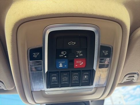 Used 2019 RAM 1500 Limited image 26