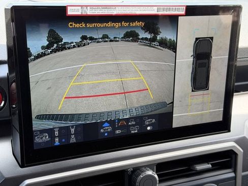 Used 2026 Toyota 4Runner TRD Off-Road Premium w/ Tow Technology Package AWD/4WD image 19