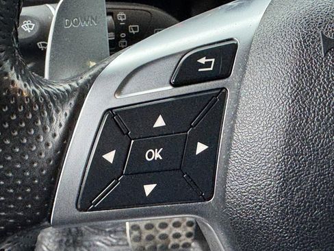 Used 2017 Mercedes-Benz G 63 AMG 4MATIC image 20