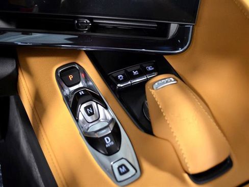 New 2025 Chevrolet Corvette E-Ray image 17