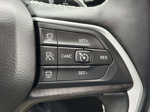 Used 2021 Jeep Grand Cherokee L Limited w/ Trailer Tow Group (B) image 15