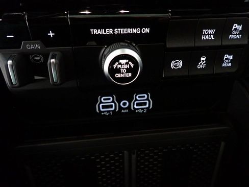 Used 2025 RAM 3500 Laramie w/ Night Edition image 32