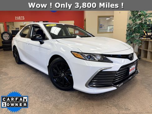 Used 2023 Toyota Camry LE FWD image 1