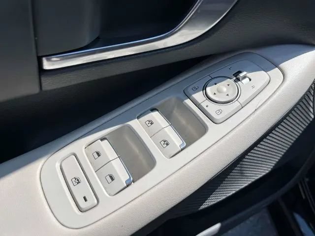 Used 2023 Hyundai Sonata SEL FWD image 26