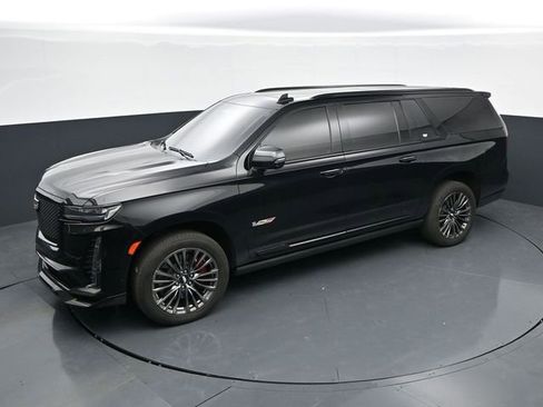 Used 2023 Cadillac Escalade ESV V AWD/4WD image 32