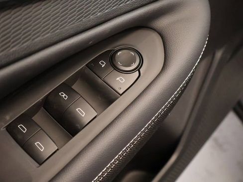 New 2026 Chevrolet Blazer EV LT image 10