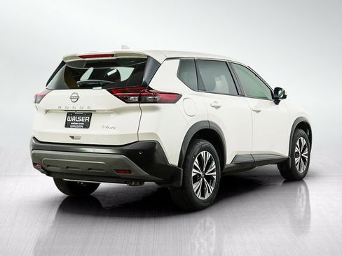 Used 2023 Nissan Rogue SV AWD/4WD image 6