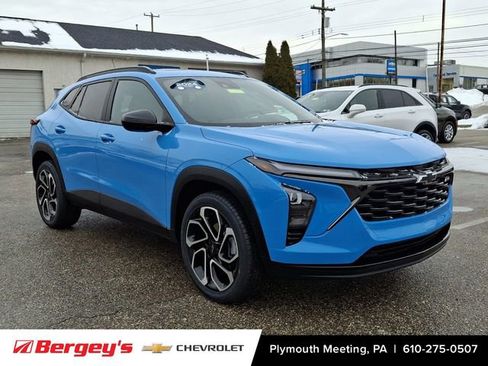 Certified 2024 Chevrolet Trax RS w/ Sunroof Package image 2