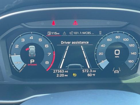 Used 2024 Audi Q3 2.0T Premium image 19