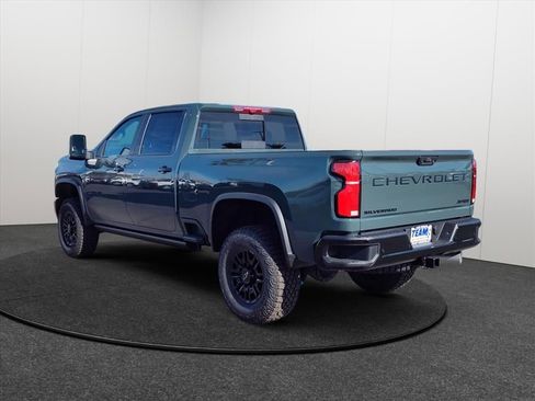 New 2026 Chevrolet Silverado 2500 ZR2 image 4