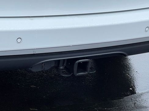 New 2026 Chrysler Pacifica Limited w/ Uconnect Theater Family Group AWD/4WD image 10