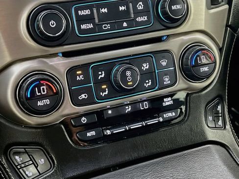 Used 2019 GMC Yukon Denali w/ Open Road Package AWD/4WD image 19