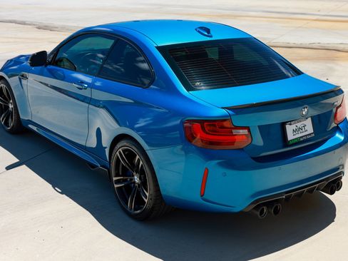 Used 2017 BMW M2 image 8