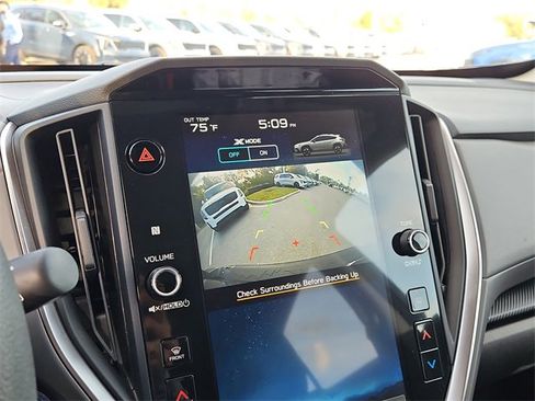 Used 2024 Subaru Crosstrek 2.0i Premium image 24