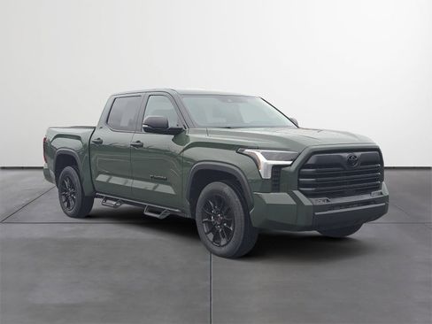 Used 2023 Toyota Tundra SR5 w/ SR5 Convenience Package image 7