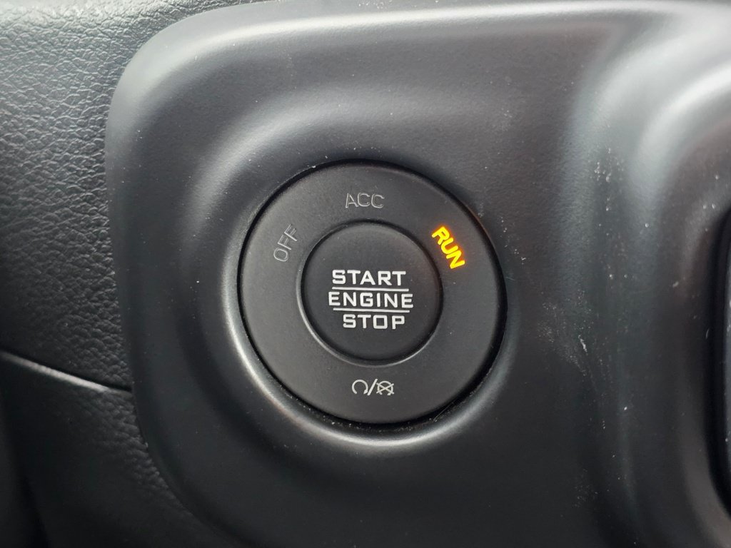 Used 2022 Jeep Wrangler Unlimited Sahara AWD/4WD image 42