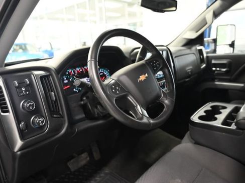 Used 2017 Chevrolet Silverado 1500 LT w/ All Star Edition AWD/4WD image 21