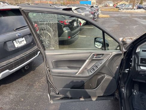 Used 2015 Subaru Forester 2.5i Limited image 19