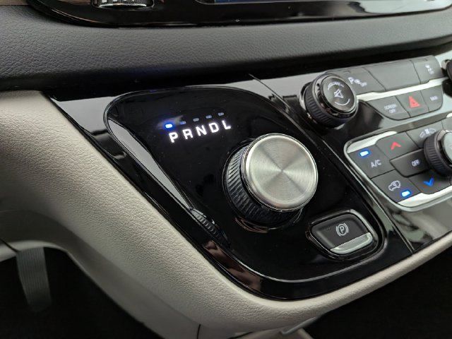 Used 2017 Chrysler Pacifica Touring-L FWD image 19