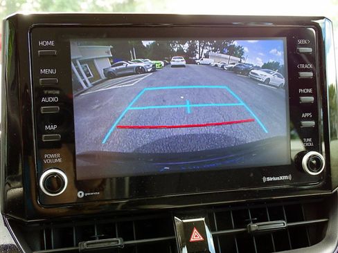 Used 2022 Toyota Corolla LE FWD image 34
