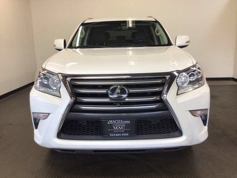 Used 2018 Lexus GX 460 Luxury AWD/4WD image 2