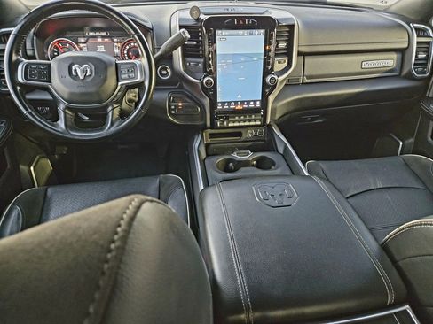 Used 2022 RAM 3500 Laramie image 12