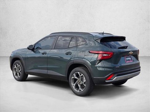 New 2026 Chevrolet Trax LT image 9