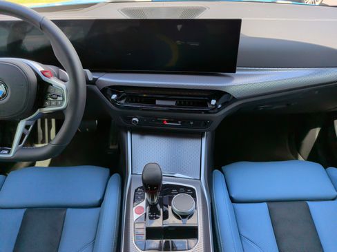 Used 2025 BMW M4 xDrive Competition w/ Executive Package image 33