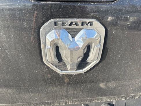 Used 2022 RAM 1500 Laramie w/ Sport Appearance Package image 11