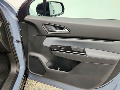 Used 2025 Honda Prologue Touring image 25