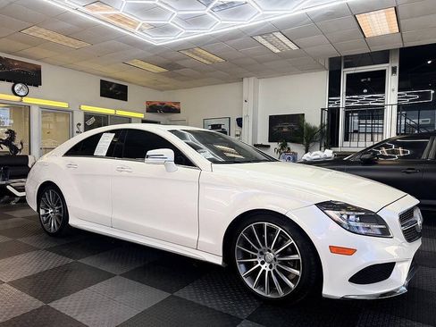 Used 2016 Mercedes-Benz CLS 400 image 3