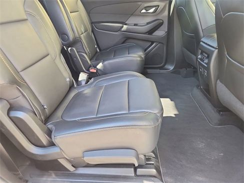 Used 2018 Chevrolet Traverse LT image 27