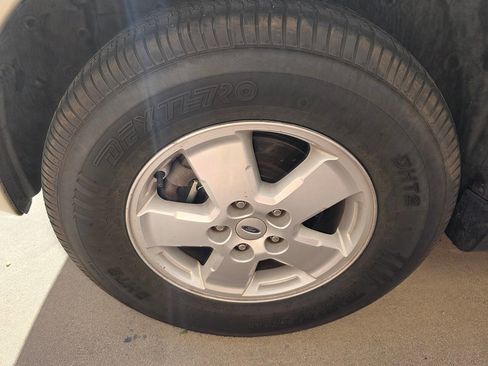 Used 2008 Ford Escape XLT image 26