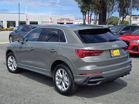 New 2025 Audi Q3 2.0T Premium image 4