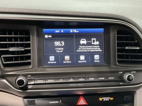 Used 2020 Hyundai Elantra SEL FWD image 14
