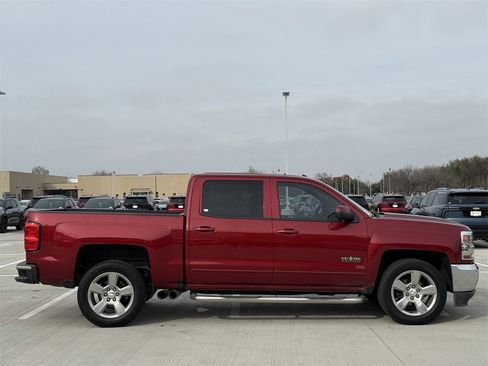 Used 2018 Chevrolet Silverado 1500 LT w/ Texas Edition image 3