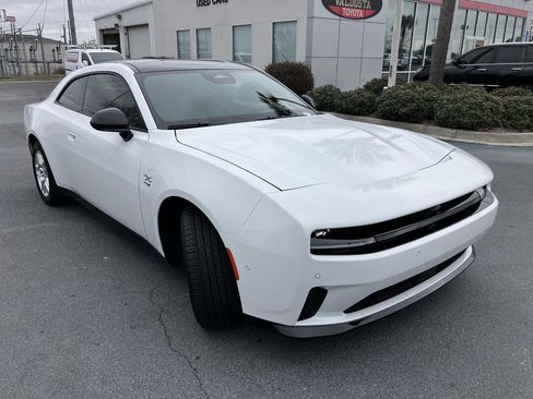 Used 2025 Dodge Charger R/T w/ Quick Order Package 25M R/T image 7