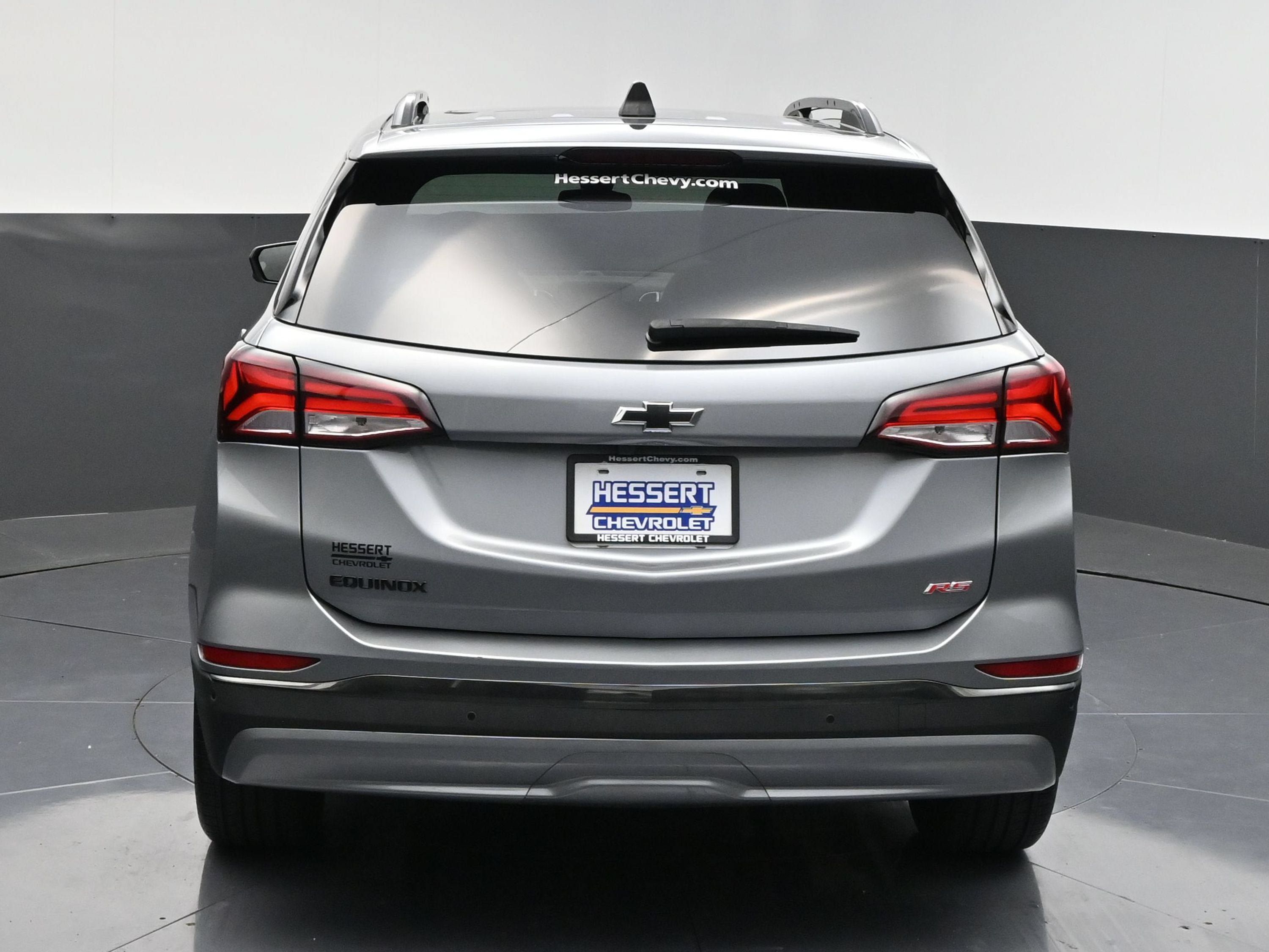 Certified 2023 Chevrolet Equinox RS FWD image 7