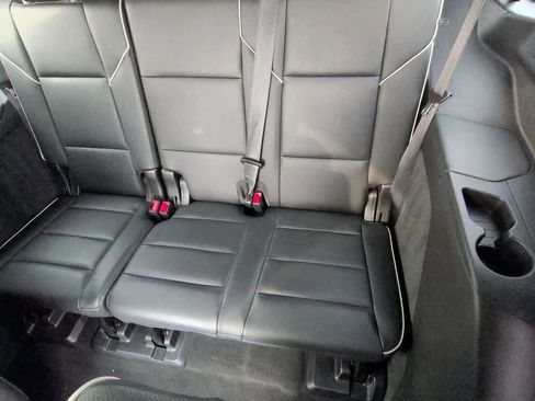 Used 2021 Cadillac Escalade Sport w/ Driver Assist Tech Package image 22