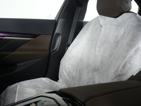 New 2026 BMW i5 eDrive40 w/ M Sport Package image 23