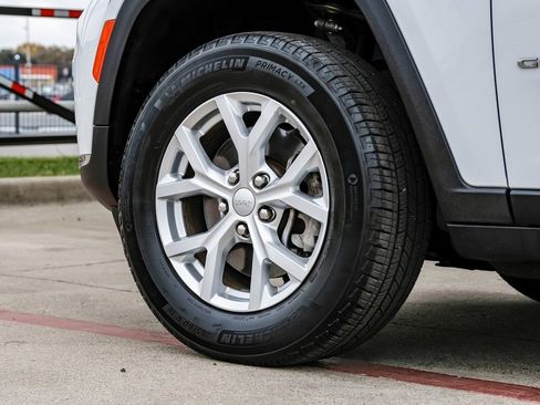 Used 2023 Jeep Grand Cherokee L Limited image 69