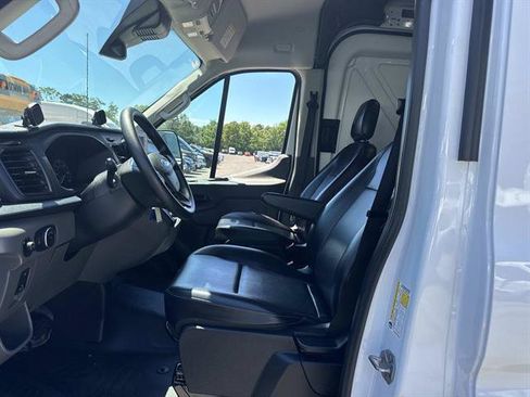 Certified 2025 Ford Transit 250 148 Medium Roof RWD image 32