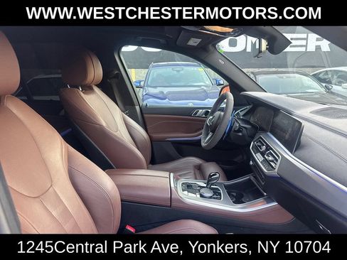 Used 2022 BMW X5 xDrive40i w/ Premium Essential Package AWD/4WD image 16