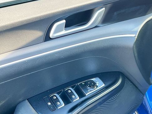 Used 2022 Kia K5 GT-Line image 17