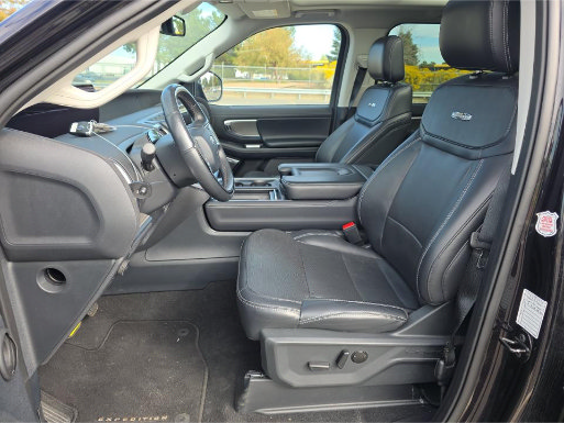 Used 2025 Ford Expedition Max Platinum AWD/4WD image 8