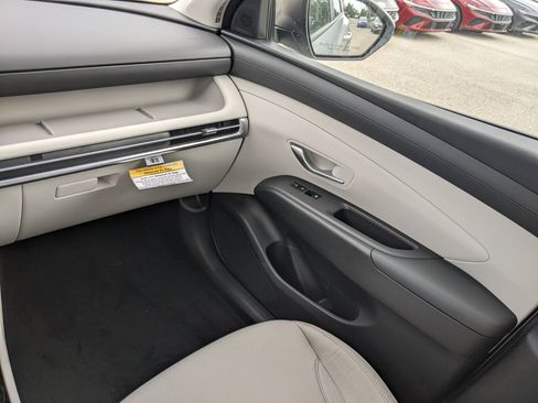 New 2026 Hyundai Tucson SEL image 13