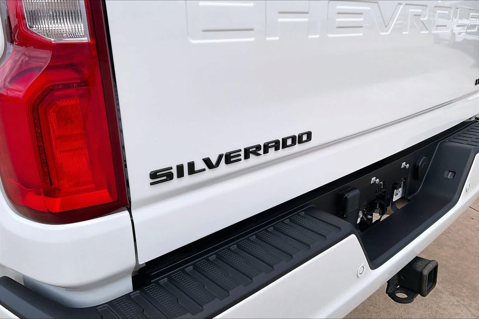 Certified 2024 Chevrolet Silverado 2500 LTZ w/ LTZ Plus Package AWD/4WD image 31