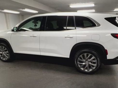 Certified 2026 Buick Enclave Preferred FWD image 6