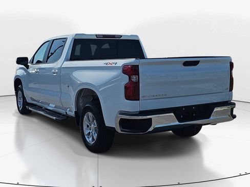 Used 2023 Chevrolet Silverado 1500 LT w/ Convenience Package II AWD/4WD image 6