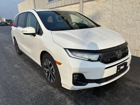 Used 2026 Honda Odyssey EX-L image 2